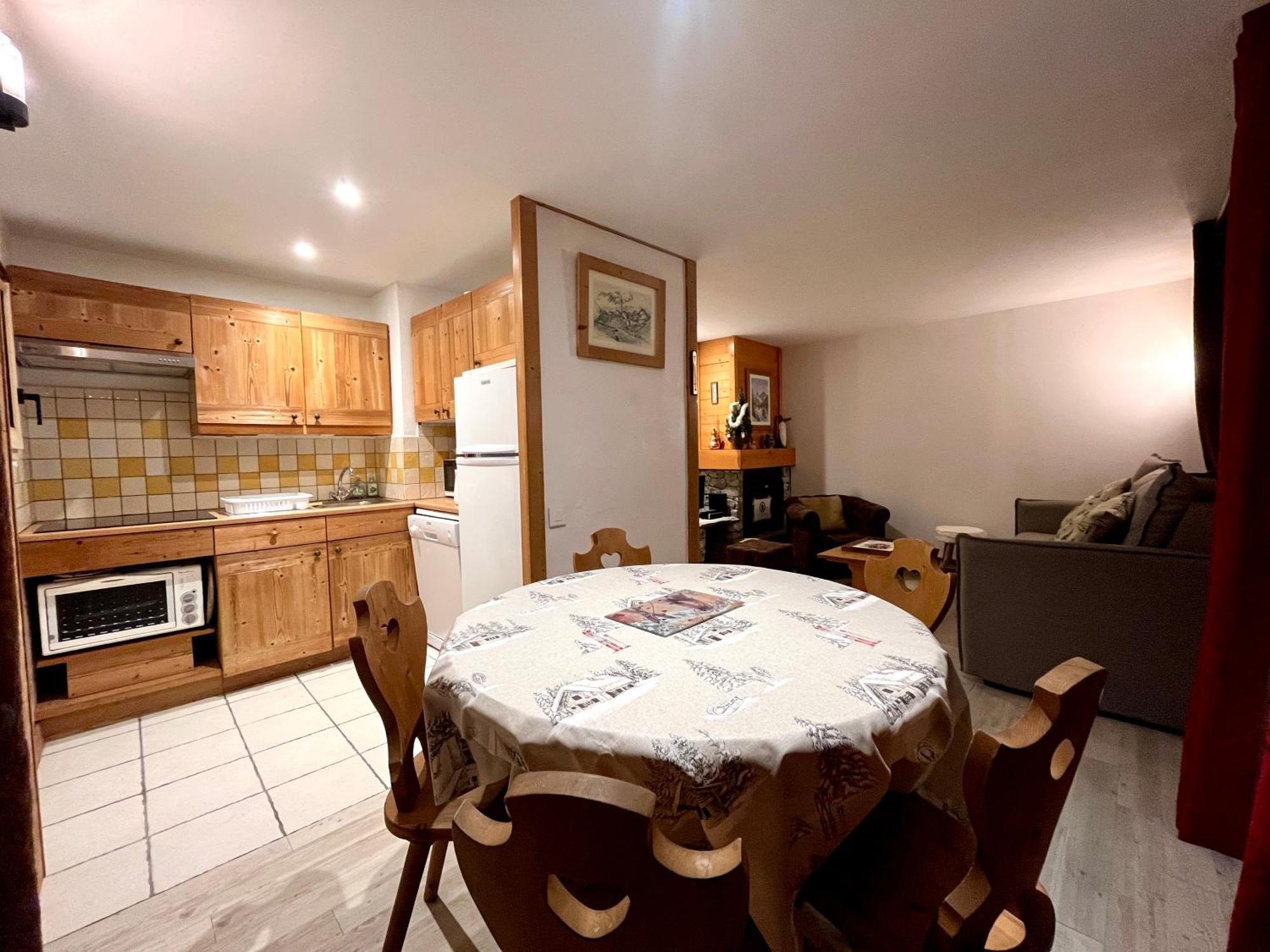 Grand Chalet - Appartement 5Pax Au Pied Des Pistes - Parking - Skiroom - Cheminee Decorative- Balcons ティニュ エクステリア 写真